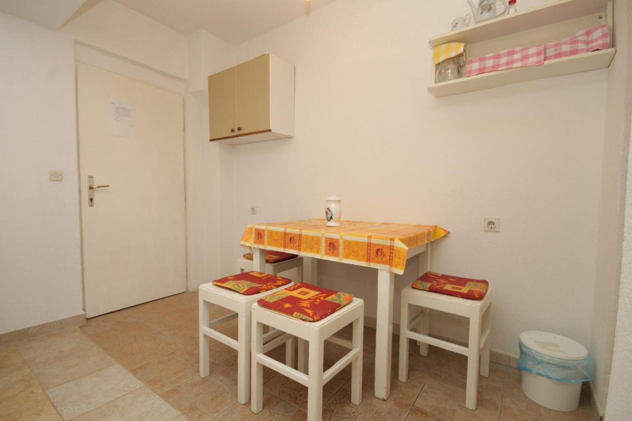 Seaside Secluded Apartments Cove Smokvina, Hvar - 4036 Bogomolje Eksteriør bilde